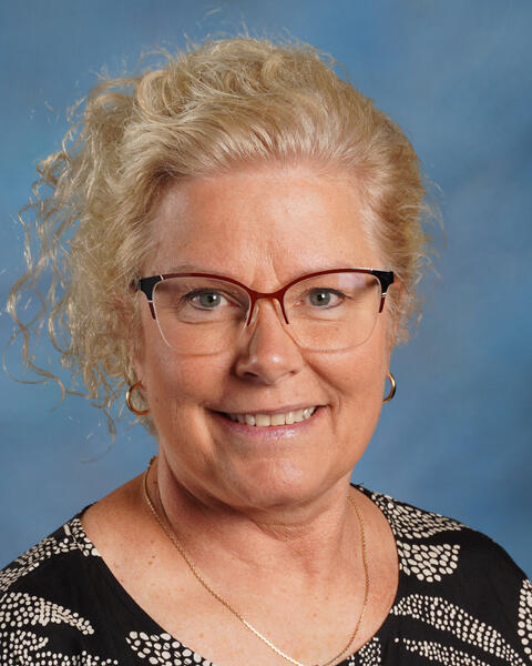 Mrs. Knutson Mrs. Knutson